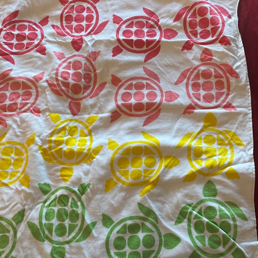 New Colorful Turtle Pattern Beach towel - Picture 10 of 13
